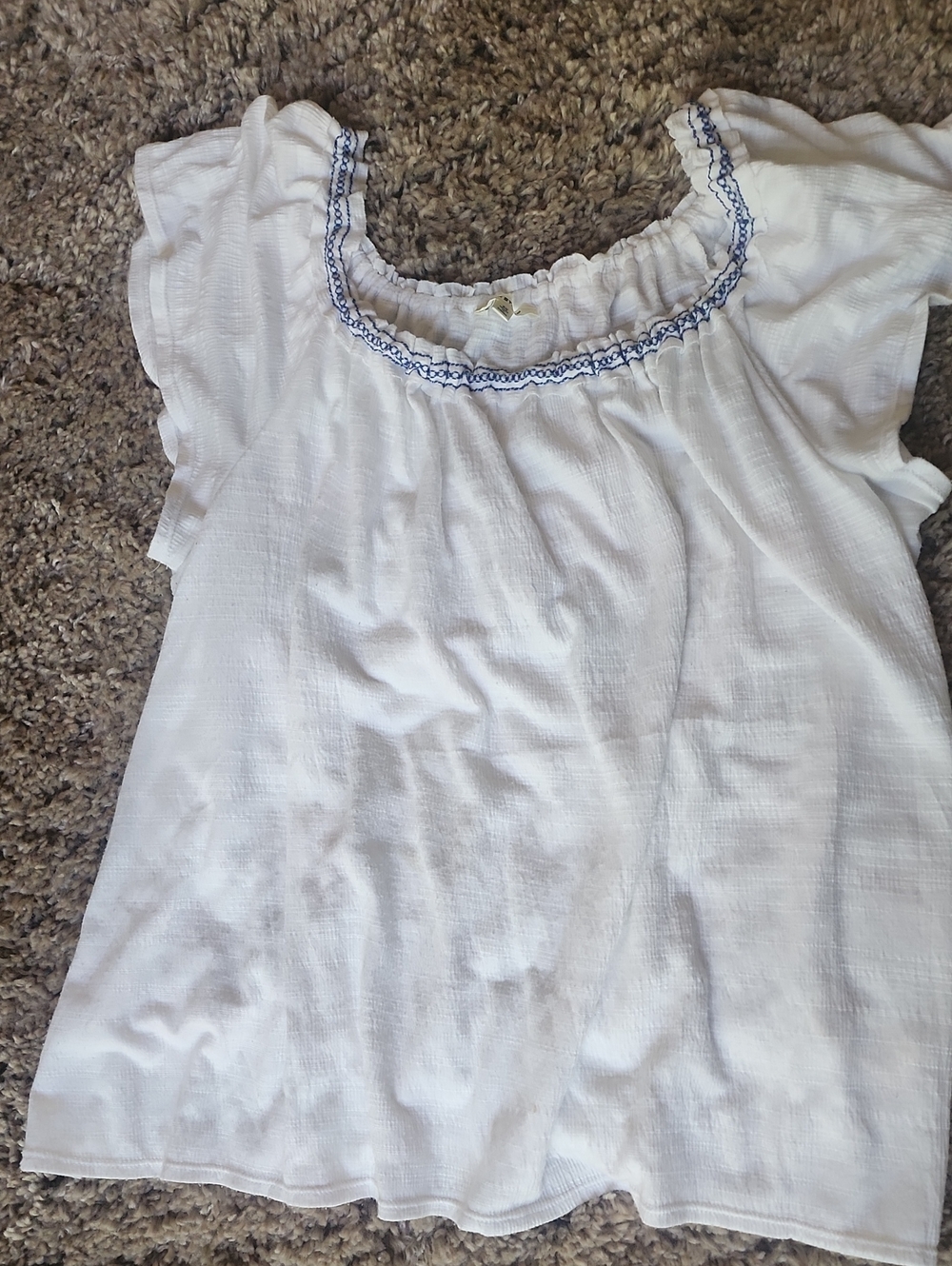 Max Studio White Scoop-Neck Top with Blue Trim